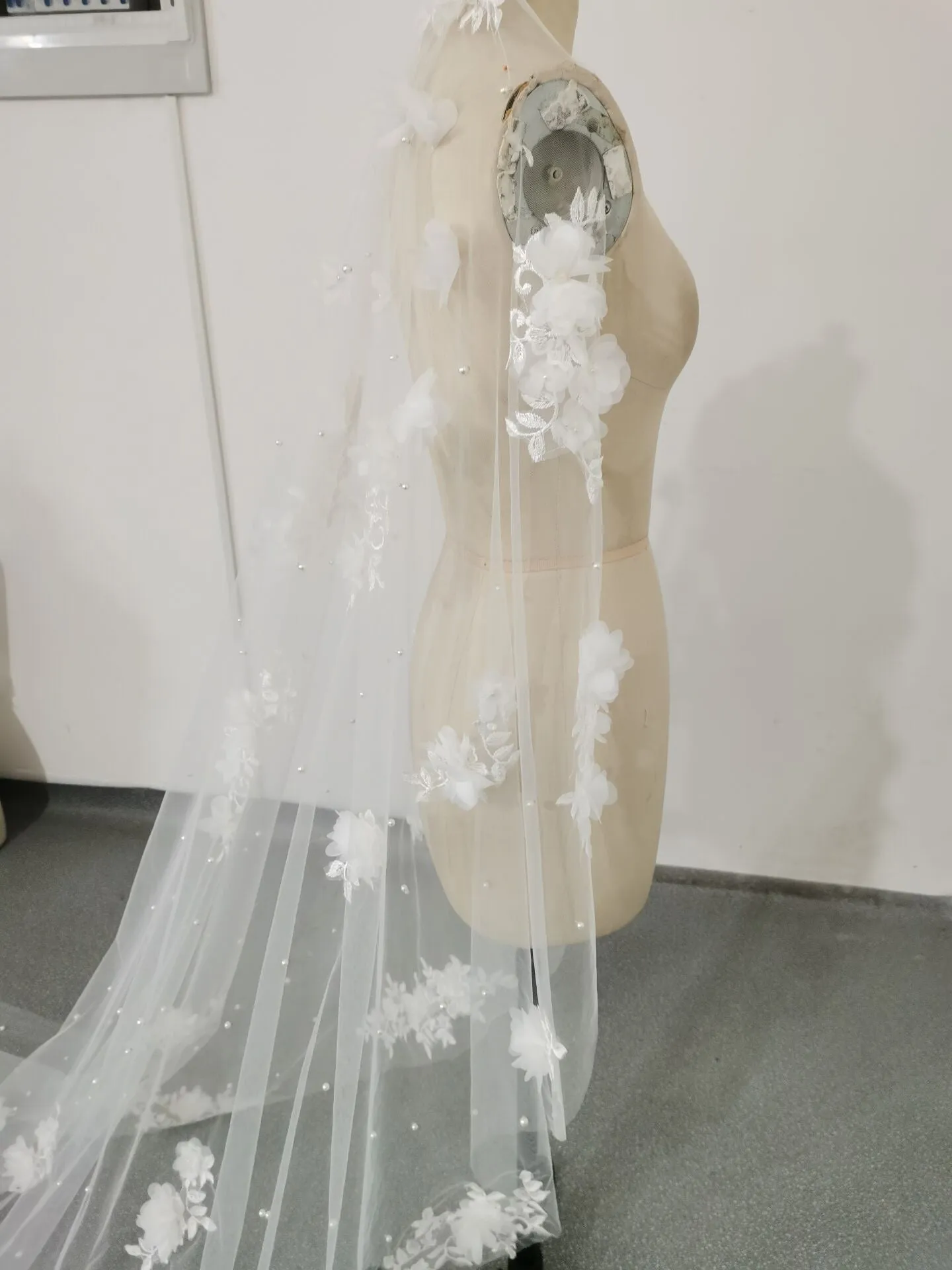 3D Flower Bridal Veil