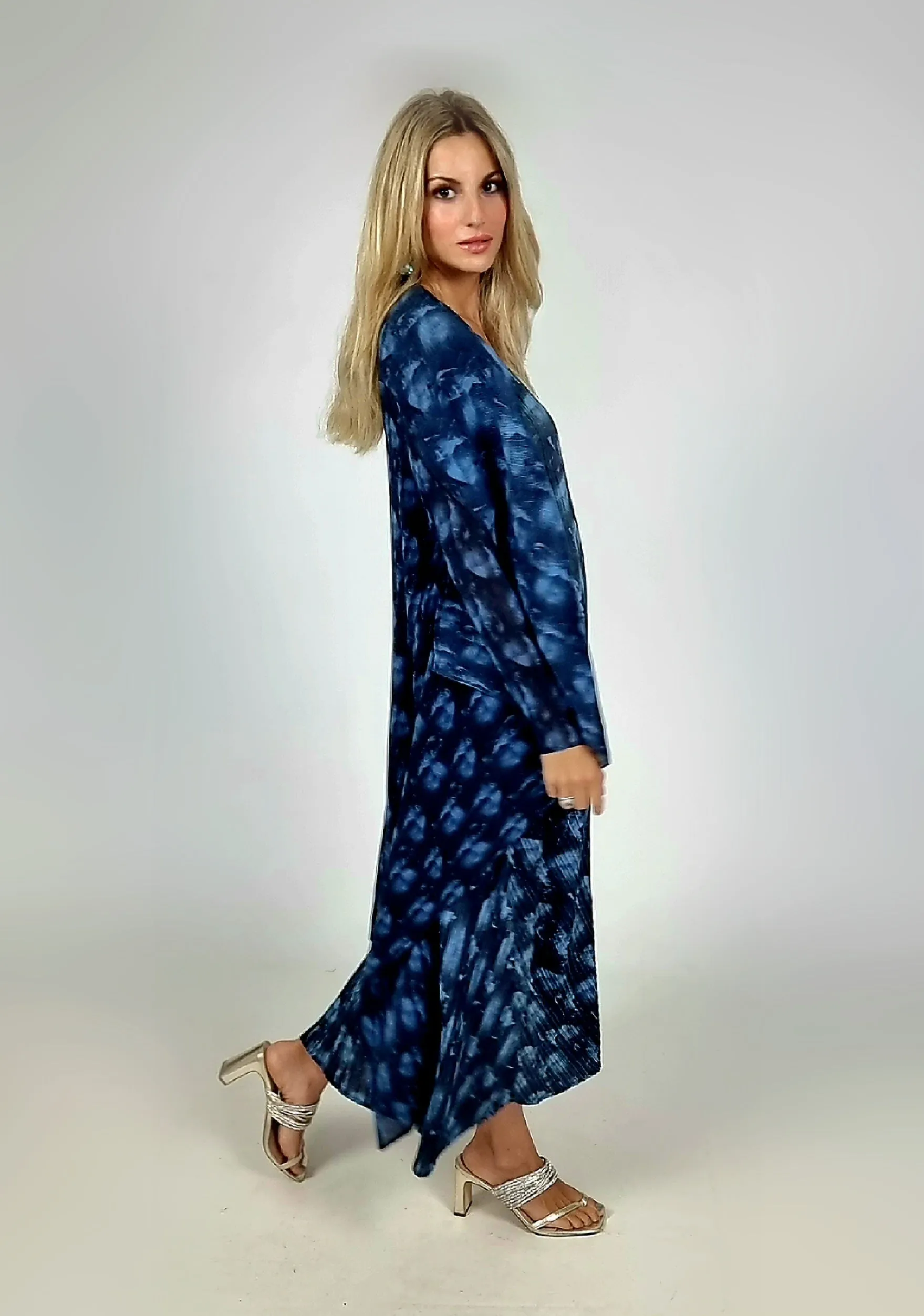 Alquema Navy Rose Long Estrella Dress And Collare Coat