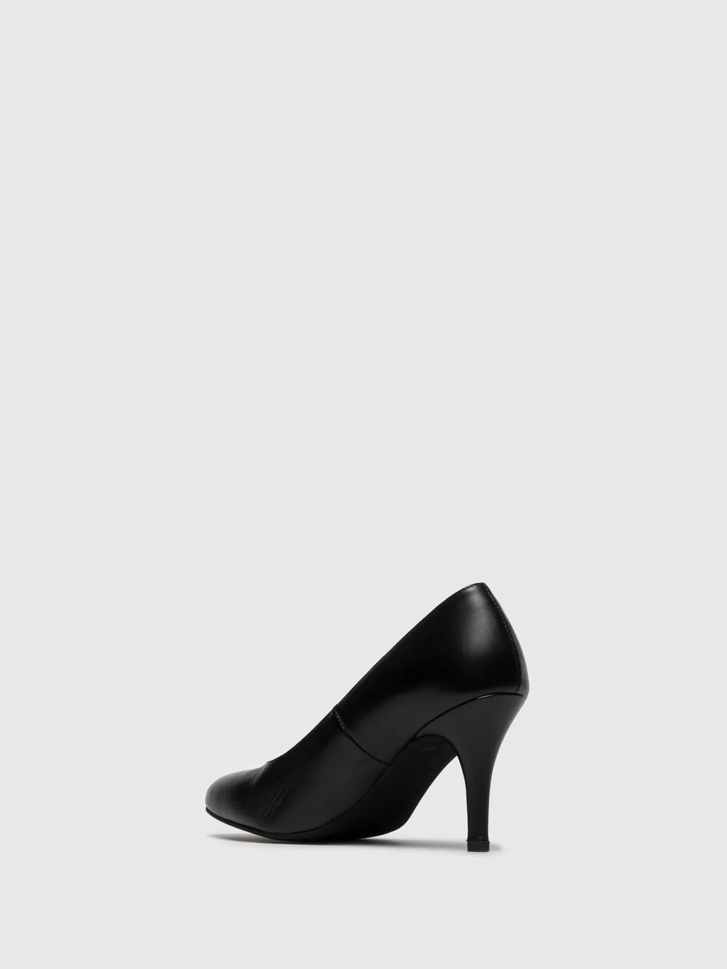 Black Round Toe Pumps