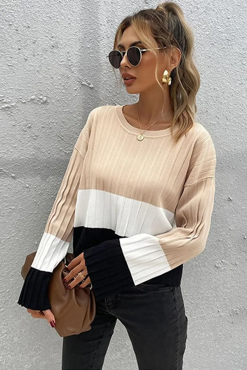 COLOR BLOCK O NECK LOOSE FIT CASUAL TOP