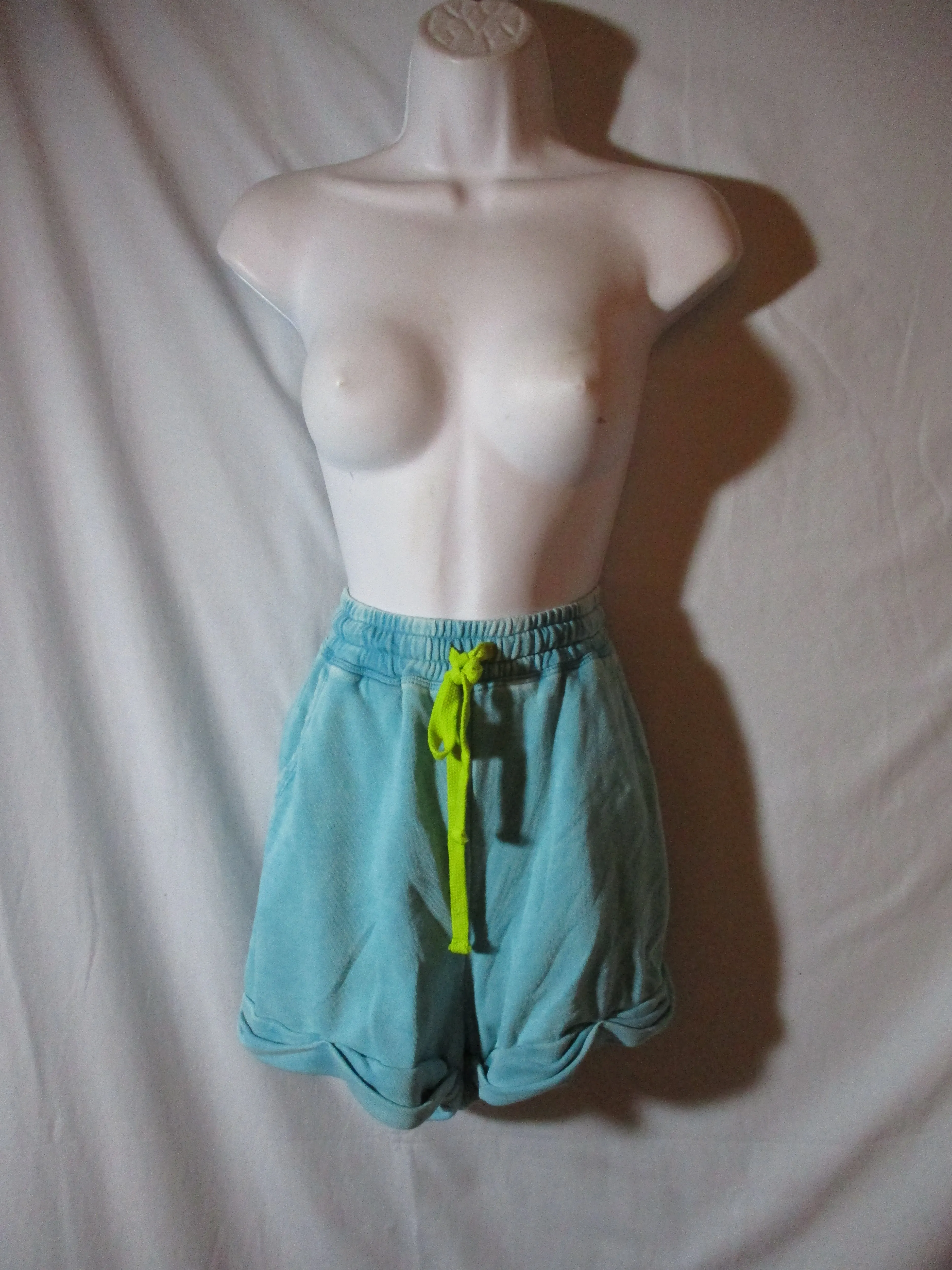 DAILY PRACTICE ANTHROPOLOGIE Sweat Workout Short M Turquoise BLUE