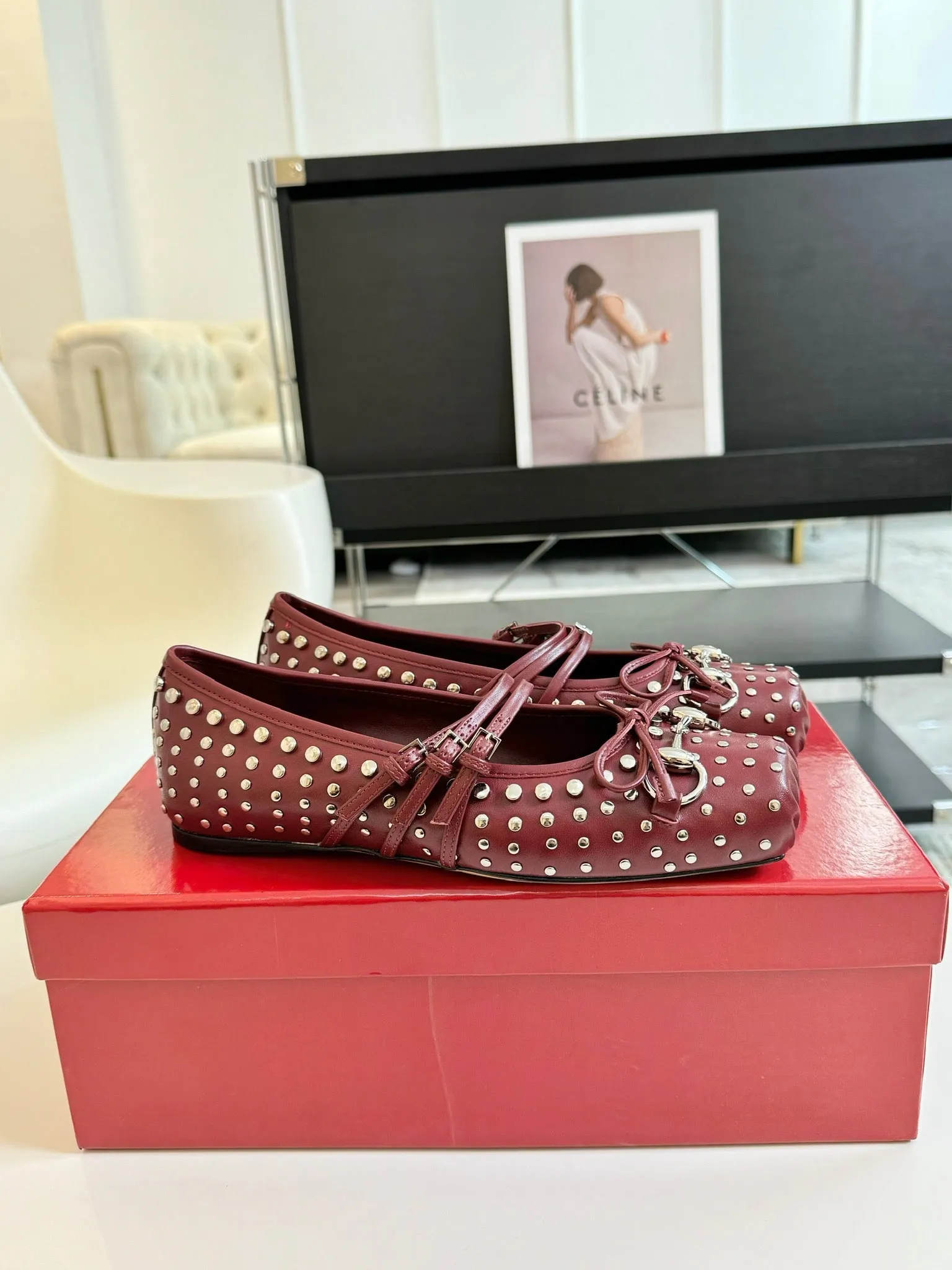 GG RIVETS BALLET FLAT GARNET HORIZONTAL STRAPS LAMBSKIN