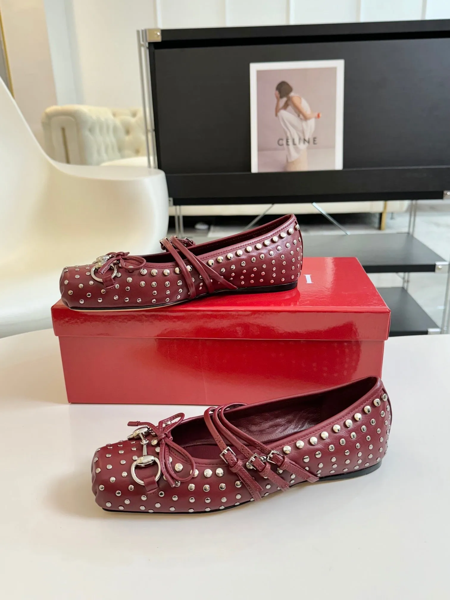 GG RIVETS BALLET FLAT GARNET HORIZONTAL STRAPS LAMBSKIN