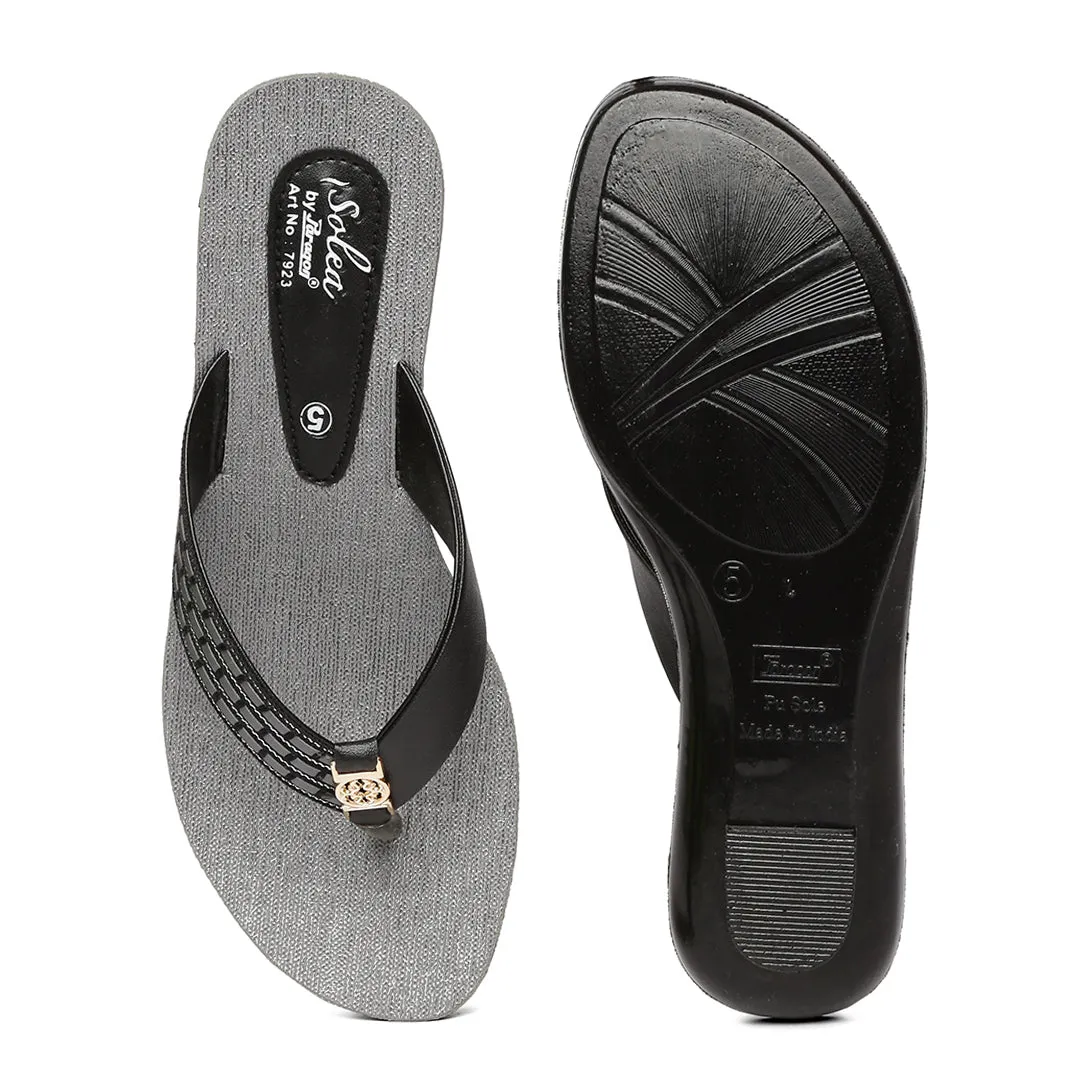 Paragon PU7923L Women Stylish Lightweight Flipflops | Comfortable with Anti skid soles | Casual & Trendy Slippers | Indoor & Outdoor