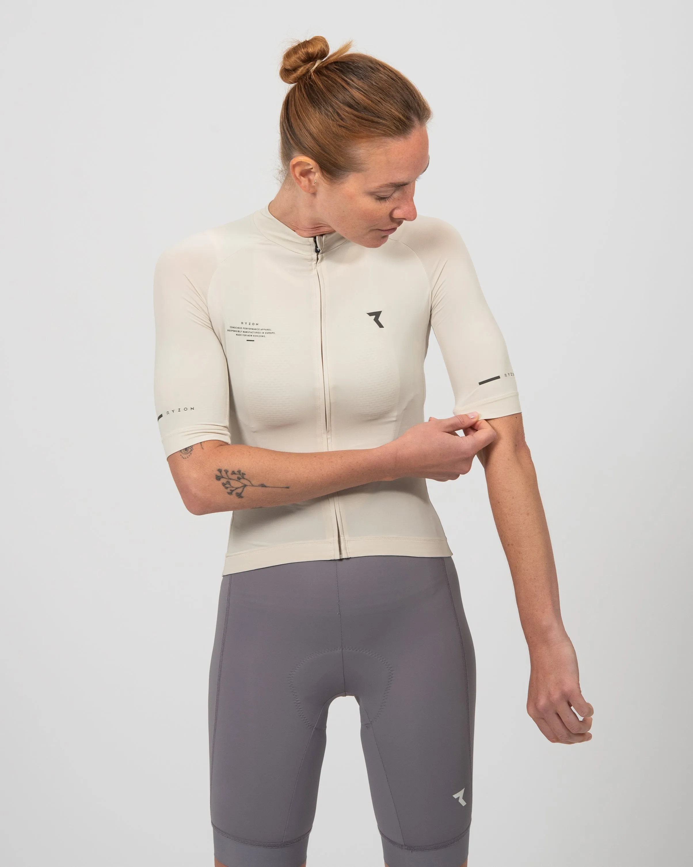 Signature Cycling Jersey Women